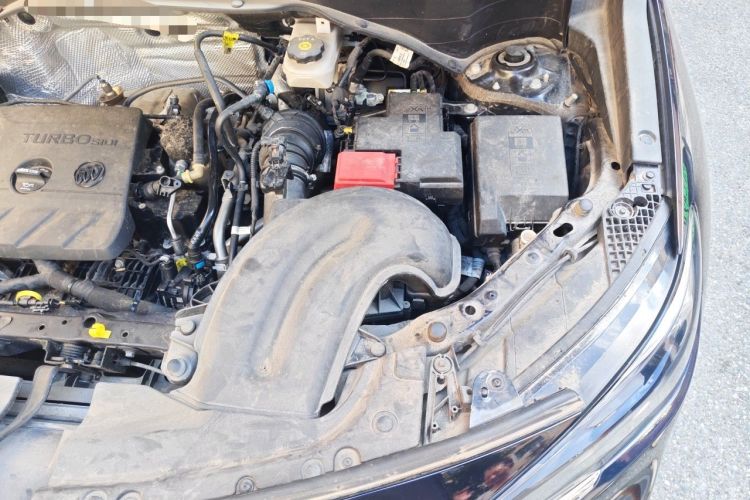 Used Buick Encore GX 2020 20T CVT Two-Wheel Drive Luxury Version Engine Bay Left