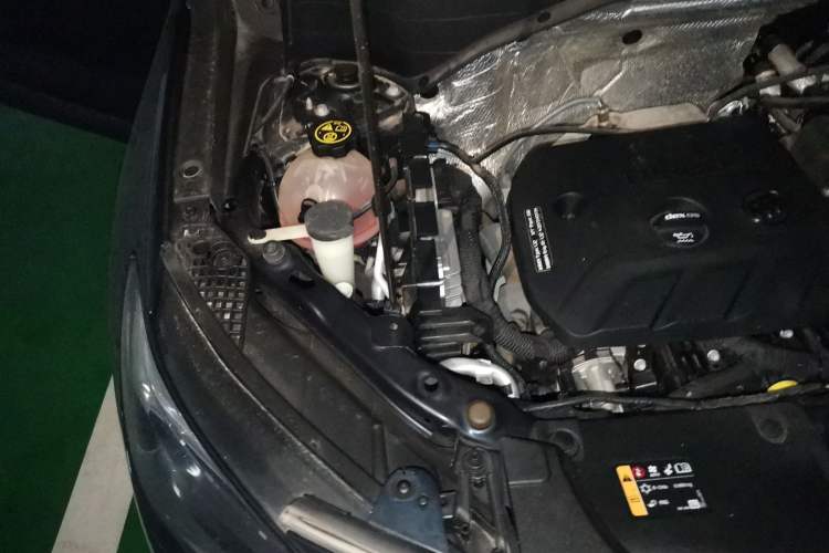 Used Buick Encore GX 2020 20T CVT Two-Wheel Drive Flagship Version Engine Bay Right