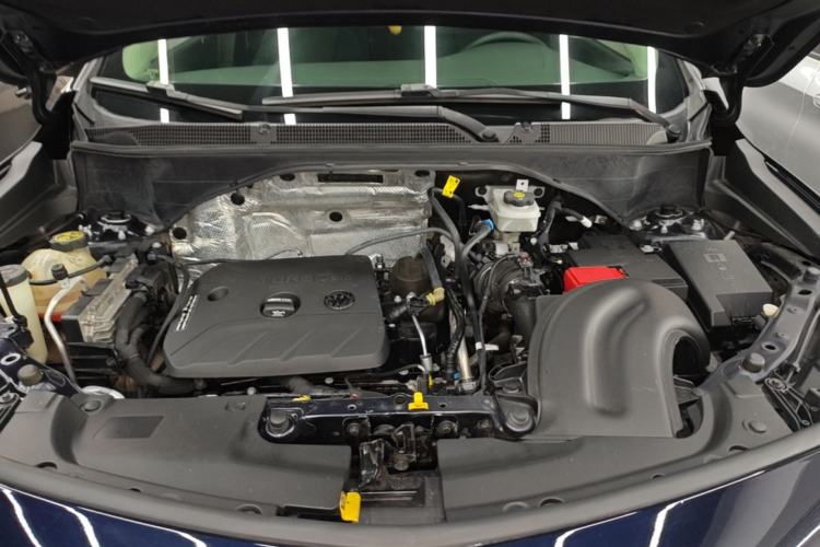 Used Buick Encore GX 2020 20T CVT Two-Wheel Drive Luxury Version Engine Bay
