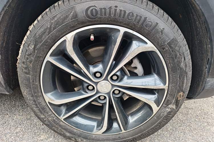 Used Buick Encore GX 2020 20T CVT Two-Wheel Drive Luxury Version Exterior 4