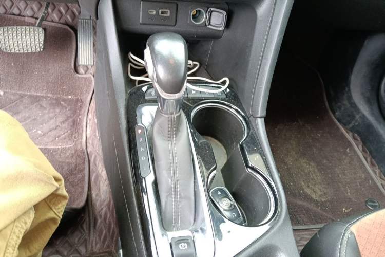 Used Buick Encore GX 2020 20T CVT Two-Wheel Drive Luxury Version Gear Lever