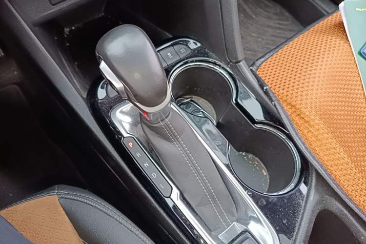 Used Buick Encore GX 2020 20T CVT Two-Wheel Drive Luxury Version Gear Lever