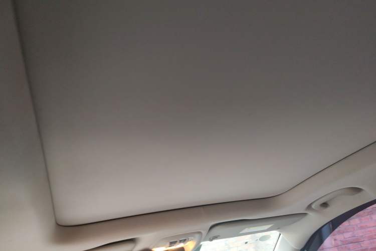 Used Buick Encore GX 2020 20T CVT Two-Wheel Drive Luxury Version Headliner