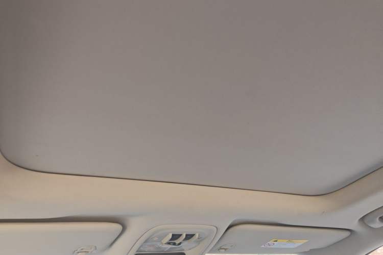 Used Buick Encore GX 2020 20T CVT Two-Wheel Drive Luxury Version Headliner