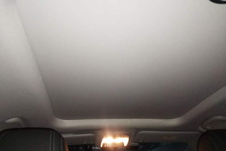 Used Buick Encore GX 2020 20T CVT Two-Wheel Drive Luxury Version Headliner