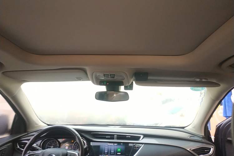 Used Buick Encore GX 2020 20T CVT Two-Wheel Drive Luxury Version Headliner