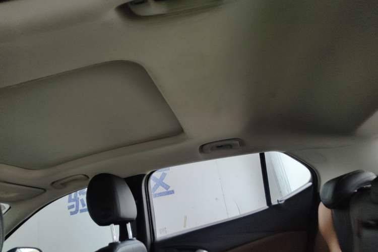 Used Buick Encore GX 2020 20T CVT Two-Wheel Drive Luxury Version Headliner