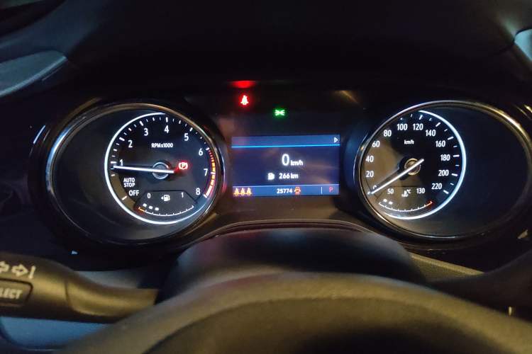 Used Buick Encore GX 2020 20T CVT Two-Wheel Drive Luxury Version Instrument Cluster
