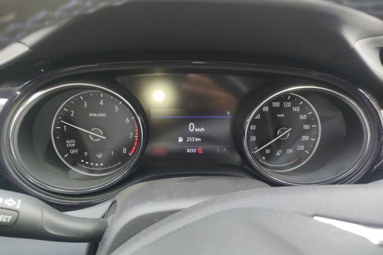 Used Buick Encore GX 2020 20T CVT Two-Wheel Drive Luxury Version Instrument Cluster