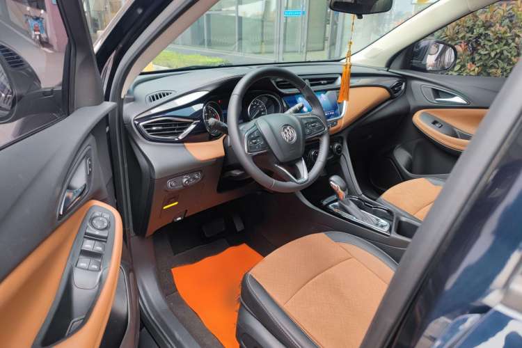 Used Buick Encore GX 2020 20T CVT Two-Wheel Drive Luxury Version Interior 1