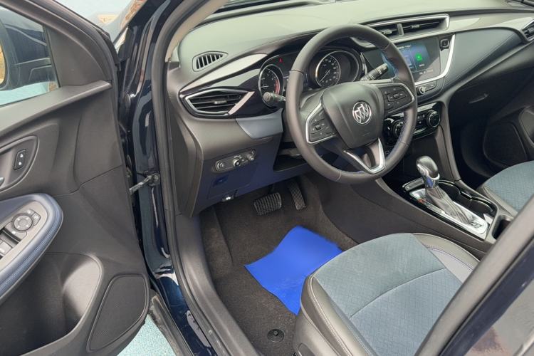 Used Buick Encore GX 2020 20T CVT Two-Wheel Drive Luxury Version Interior 2
