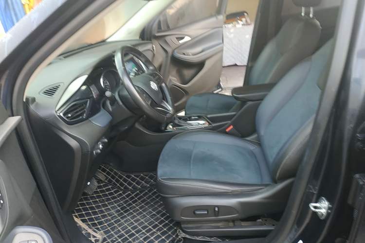 Used Buick Encore GX 2020 20T CVT Two-Wheel Drive Luxury Version Left Front Seat