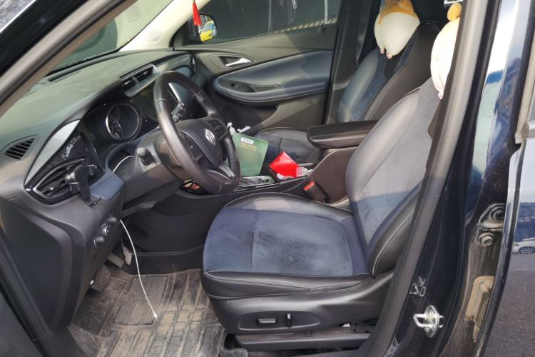Used Buick Encore GX 2020 20T CVT Two-Wheel Drive Luxury Version Left Front Seat