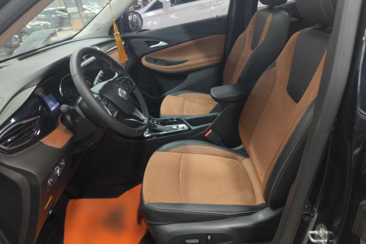 Used Buick Encore GX 2020 20T CVT Two-Wheel Drive Luxury Version Left Front Seat