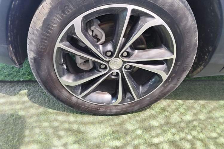 Used Buick Encore GX 2020 20T CVT Two-Wheel Drive Luxury Version Left Front Wheel Hub