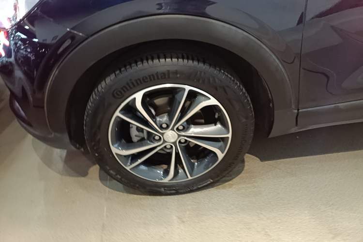 Used Buick Encore GX 2020 20T CVT Two-Wheel Drive Flagship Version Left Front Wheel Hub