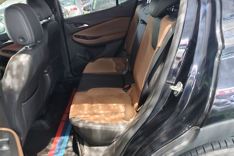 Used Buick Encore GX 2020 20T CVT Two-Wheel Drive Luxury Version Left Rear Seat