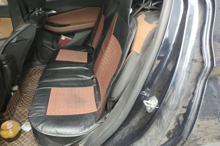 Used Buick Encore GX 2020 20T CVT Two-Wheel Drive Luxury Version Left Rear Seat