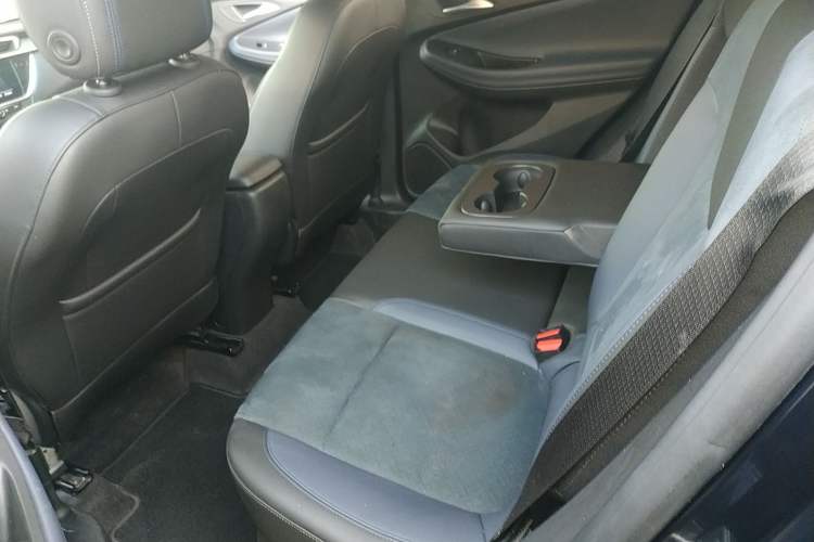 Used Buick Encore GX 2020 20T CVT Two-Wheel Drive Luxury Version Left Rear Seat