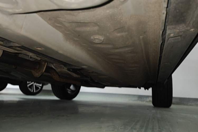 Used Buick Encore GX 2020 20T CVT Two-Wheel Drive Luxury Version Left Side Sill