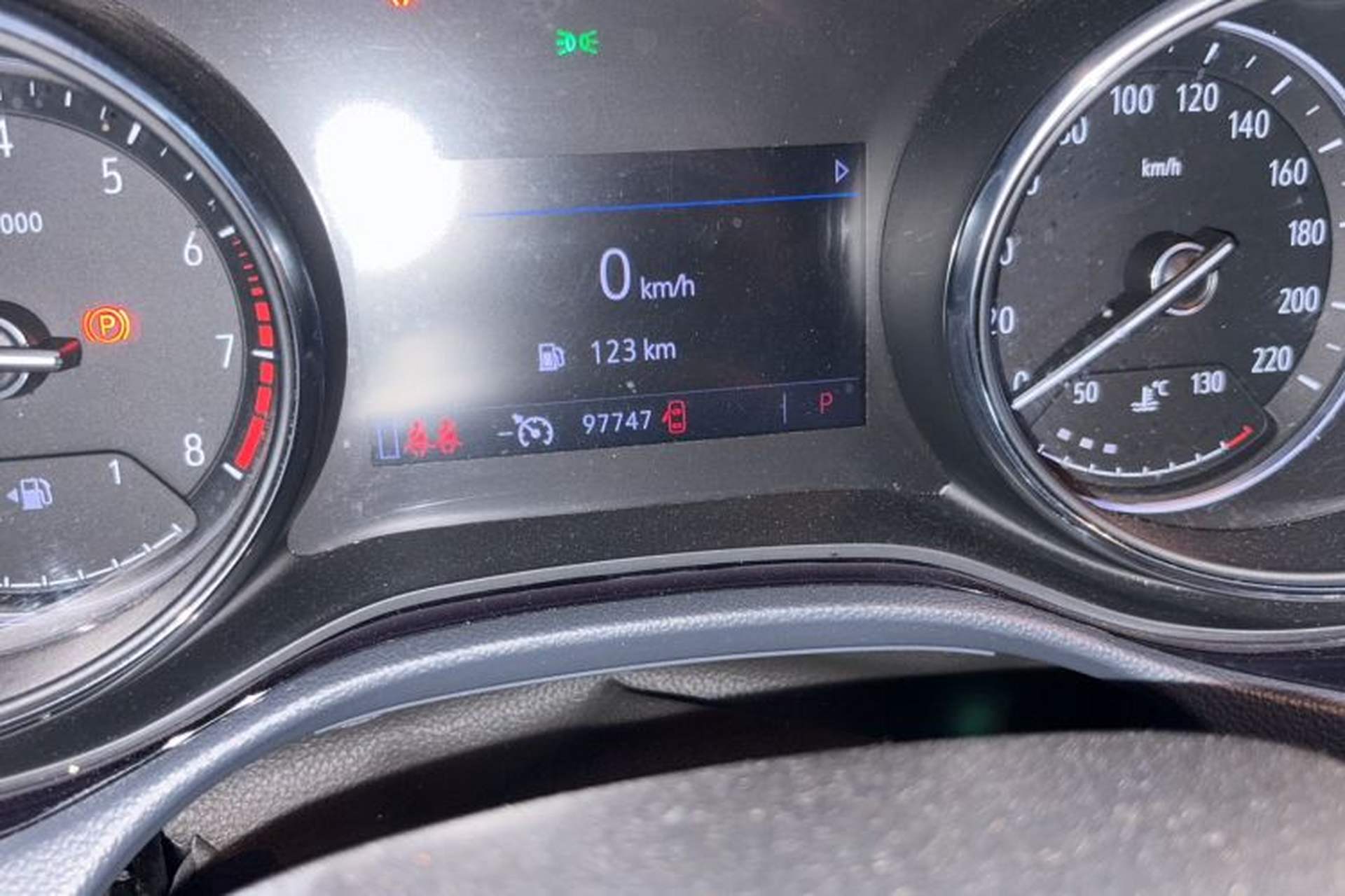 Used Buick Encore GX 2020 20T CVT Two-Wheel Drive Luxury Version Odometer Close Up