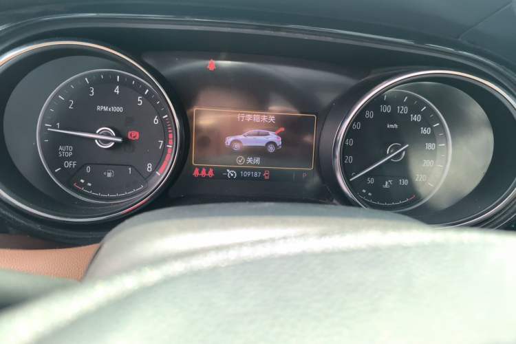 Used Buick Encore GX 2020 20T CVT Two-Wheel Drive Luxury Version Odometer Close Up