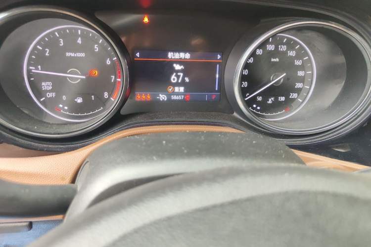 Used Buick Encore GX 2020 20T CVT Two-Wheel Drive Luxury Version Odometer Close Up