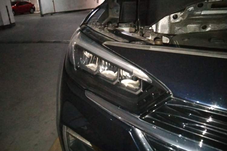 Used Buick Encore GX 2020 20T CVT Two-Wheel Drive Luxury Version Right Front Headlight