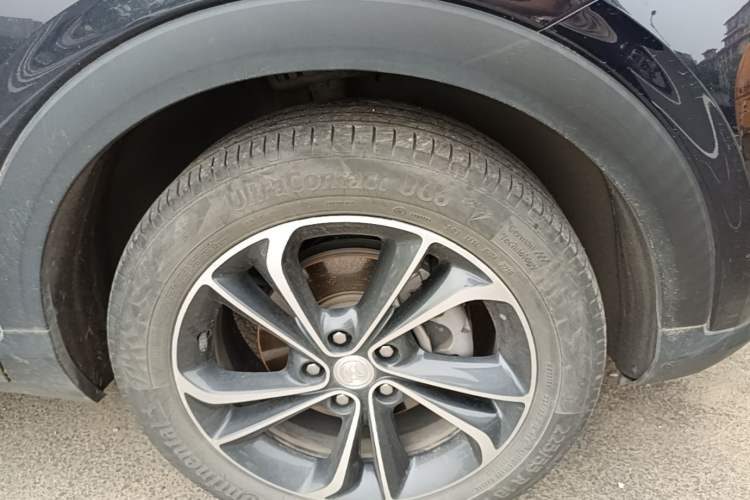 Used Buick Encore GX 2020 20T CVT Two-Wheel Drive Luxury Version Right Front Wheel Hub