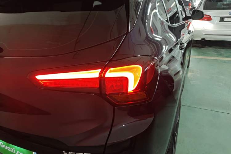 Used Buick Encore GX 2020 20T CVT Two-Wheel Drive Luxury Version Right Rear Taillight