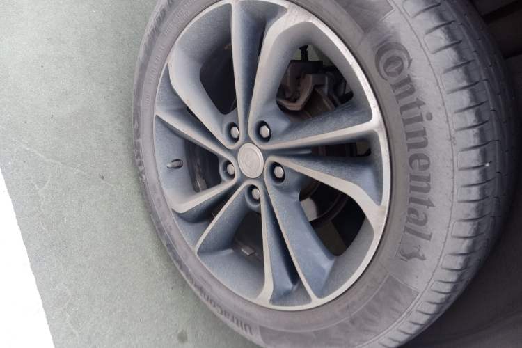 Used Buick Encore GX 2020 20T Automatic All-Wheel-Drive Flagship Model Right Rear Wheel Hub