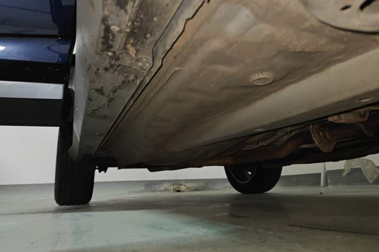 Used Buick Encore GX 2020 20T CVT Two-Wheel Drive Luxury Version Right Side Sill