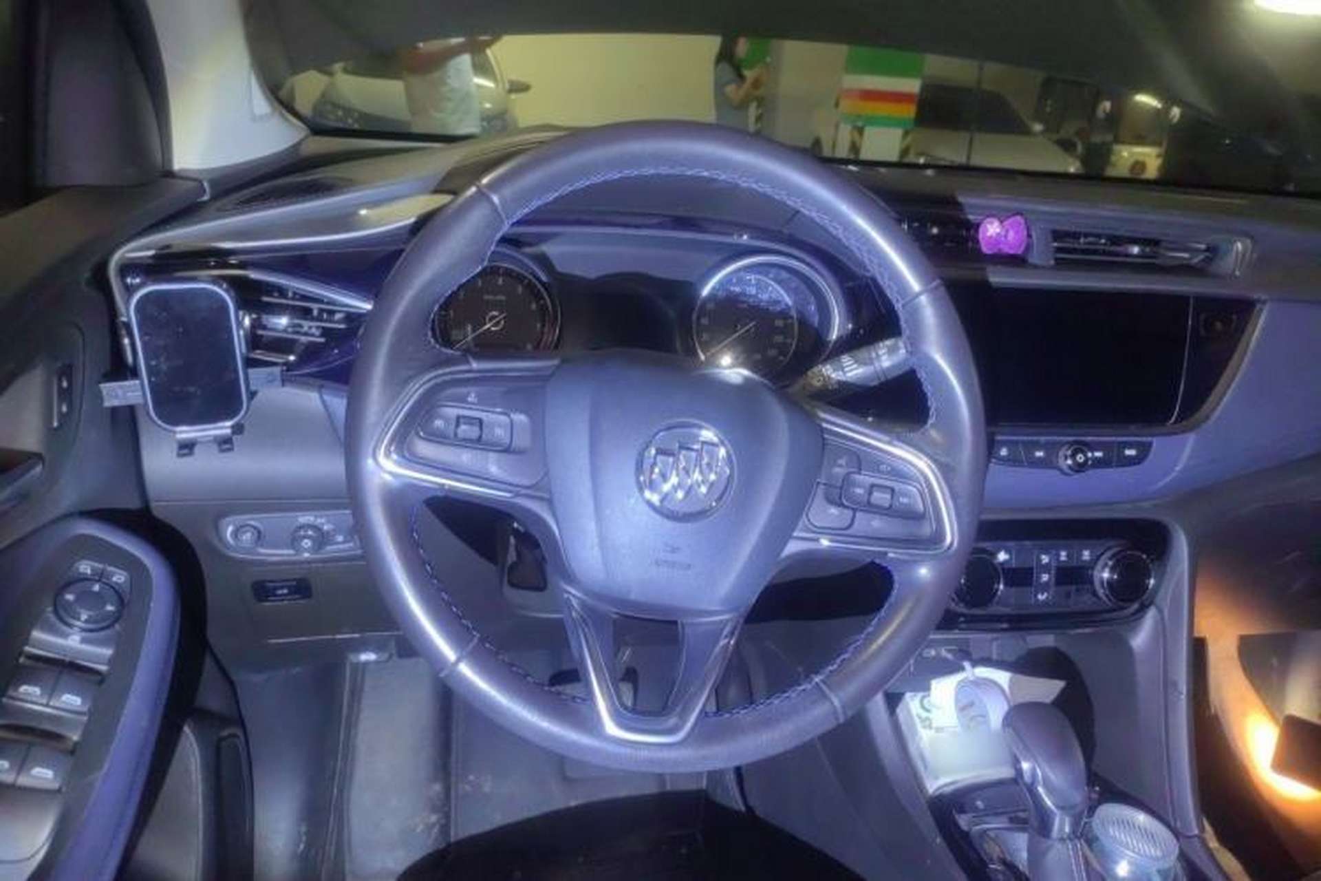 Used Buick Encore GX 2020 20T CVT Two-Wheel Drive Luxury Version Steering Wheel
