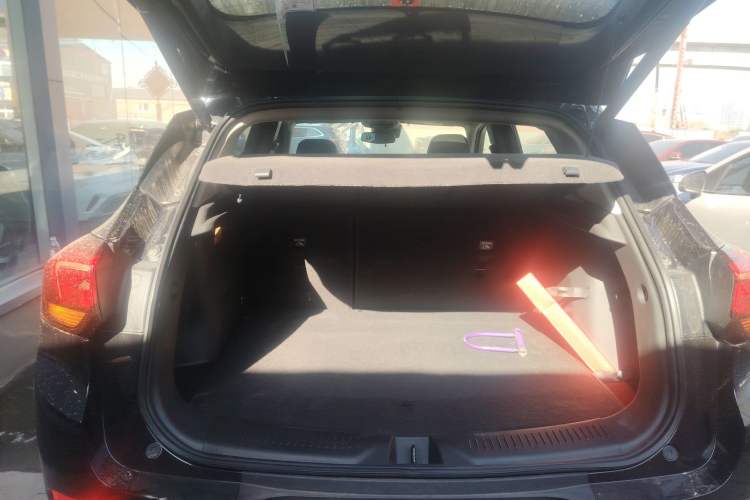 Used Buick Encore GX 2020 20T CVT Two-Wheel Drive Flagship Version Trunk