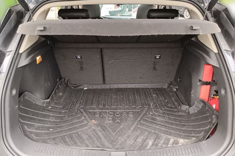 Used Buick Encore GX 2020 20T CVT Two-Wheel Drive Luxury Version Trunk