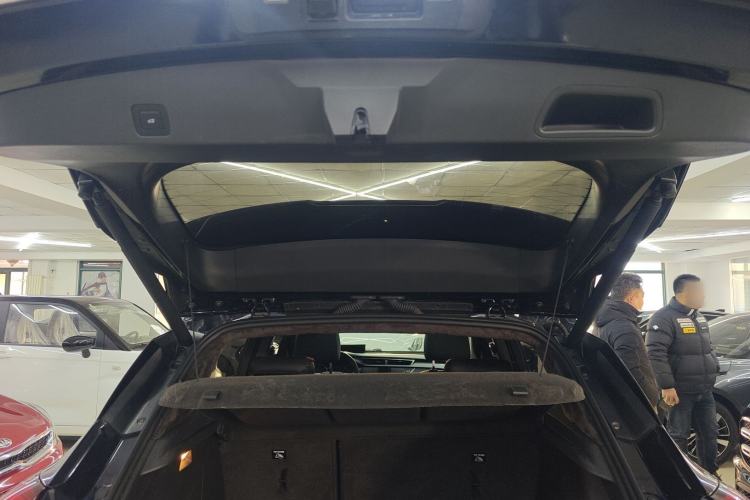 Used Buick Encore GX 2020 20T CVT Two-Wheel Drive Luxury Version Trunk