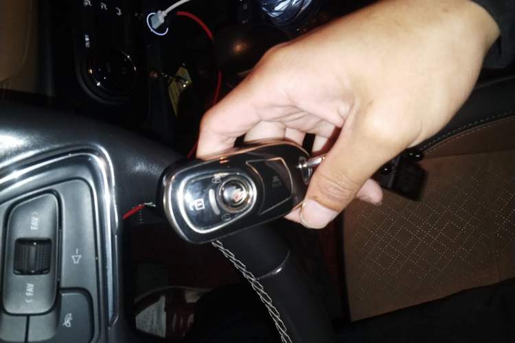 Used Buick Encore GX 2020 20T CVT Two-Wheel Drive Luxury Version Vehicle Key