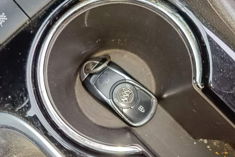 Used Buick Encore GX 2020 20T CVT Two-Wheel Drive Luxury Version Vehicle Key