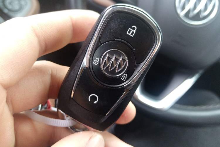 Used Buick Encore GX 2020 20T Automatic All-Wheel-Drive Flagship Model Vehicle Key