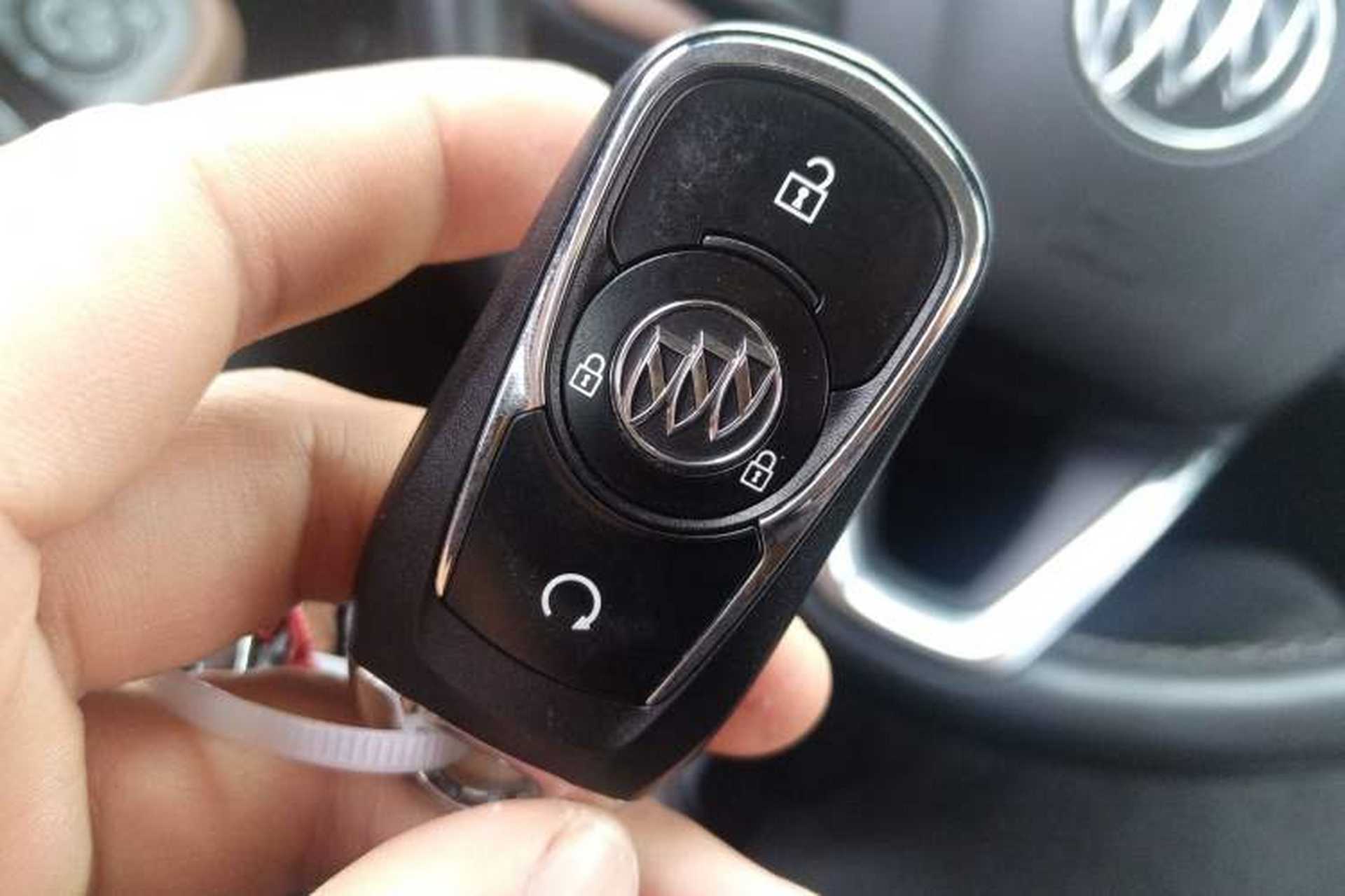 Used Buick Encore GX 2020 20T Automatic All-Wheel-Drive Flagship Model Vehicle Key