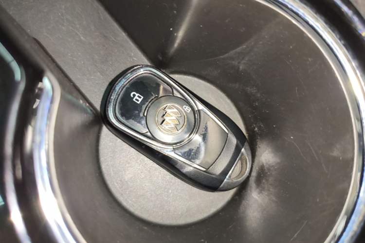 Used Buick Encore GX 2020 20T Automatic All-Wheel-Drive Flagship Model Vehicle Key
