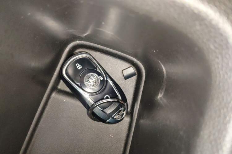 Used Buick Encore GX 2020 20T CVT Two-Wheel Drive Luxury Version Vehicle Key