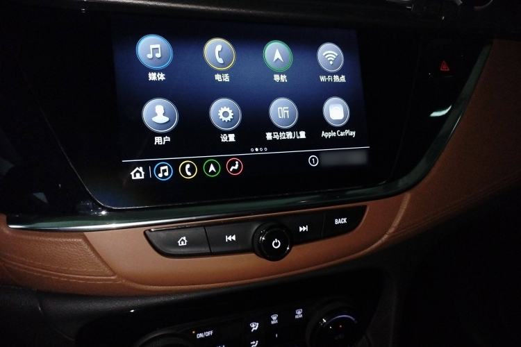 Used Buick Encore GX 2020 20T CVT Two-Wheel Drive Flagship Version Audio And AC Panel