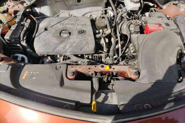 Used Buick Encore GX 2020 20T CVT Two-Wheel Drive Luxury Version Engine Bay
