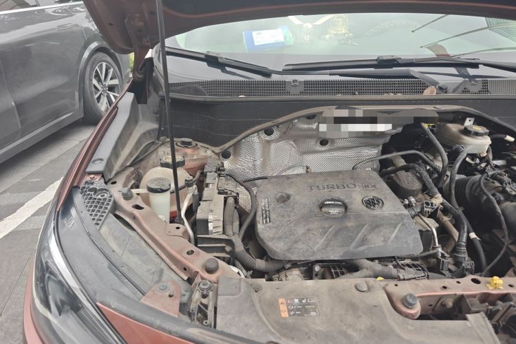 Used Buick Encore GX 2020 20T CVT Two-Wheel Drive Luxury Version Engine Bay Right