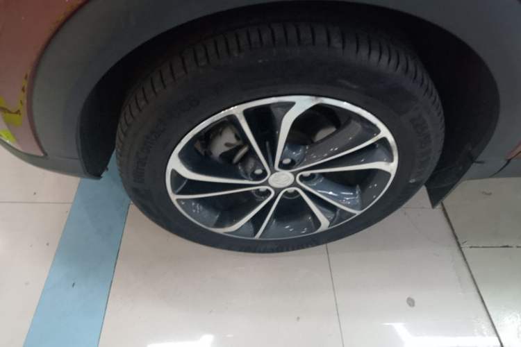 Used Buick Encore GX 2020 20T CVT Two-Wheel Drive Luxury Version Left Front Wheel Hub