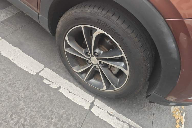 Used Buick Encore GX 2020 20T CVT Two-Wheel Drive Luxury Version Right Front Wheel Hub