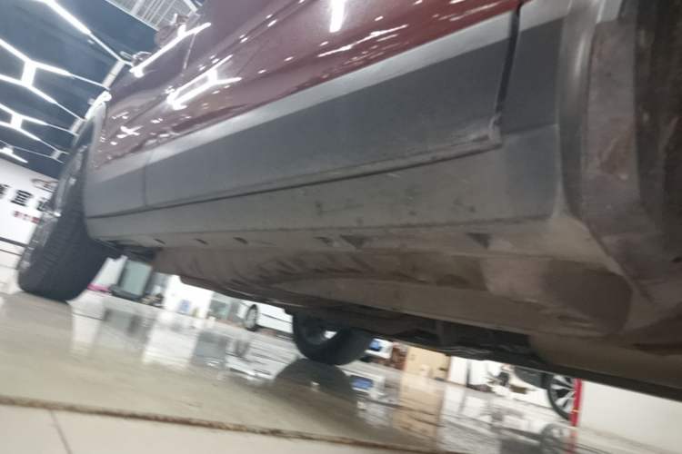 Used Buick Encore GX 2020 20T CVT Two-Wheel Drive Luxury Version Right Side Sill