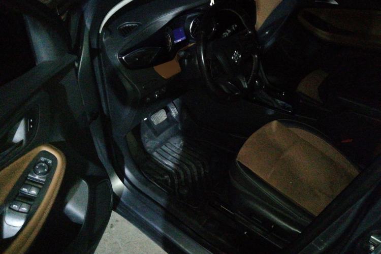 Used Buick Encore GX 2020 20T CVT Two-Wheel Drive Luxury Version Driver Seat