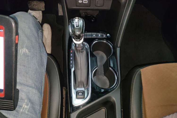 Used Buick Encore GX 2020 20T CVT Two-Wheel Drive Luxury Version Gear Lever